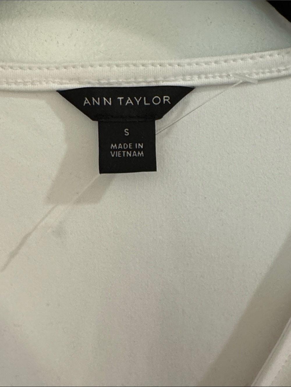 NWT Ann Taylor Sleeveless Wrap Top - Picture 3 of 7